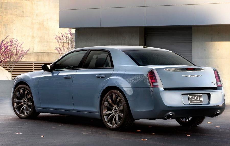  Chrysler 300C S 2014 года  (фото 2 из 6)